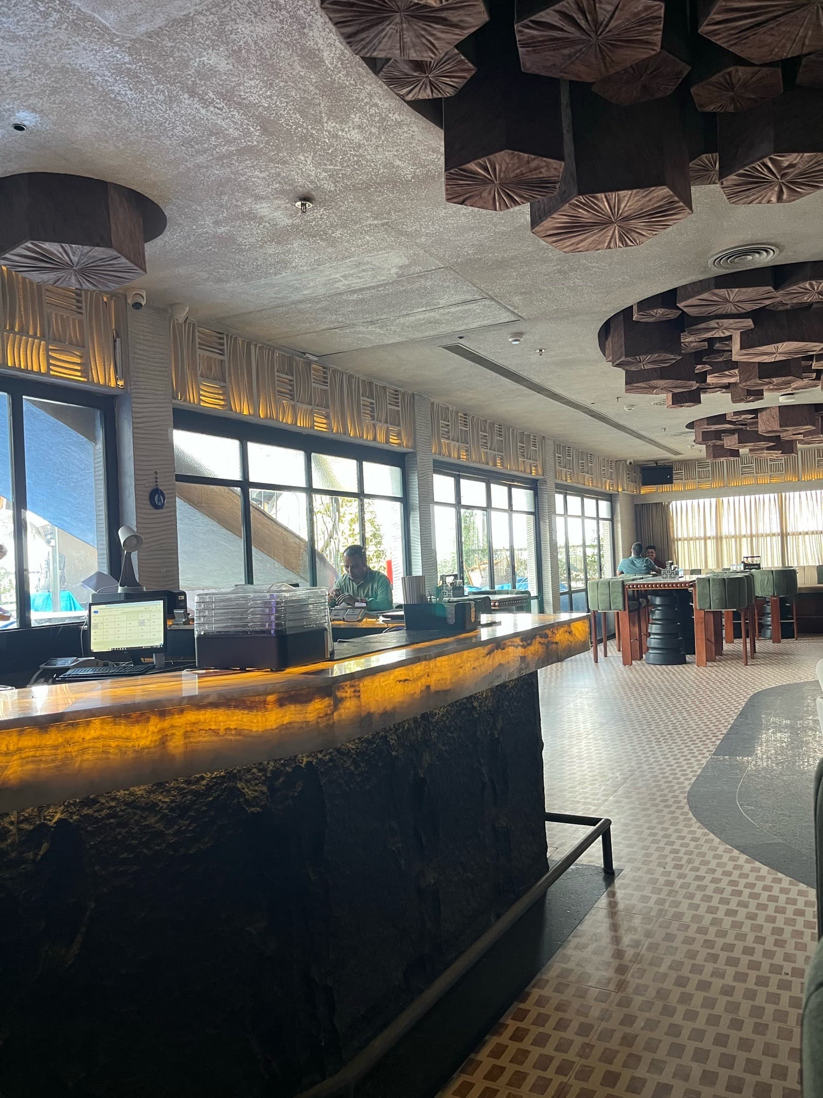 Molecule Air Bar & Kitchen banquet hall in Mathura photo 4