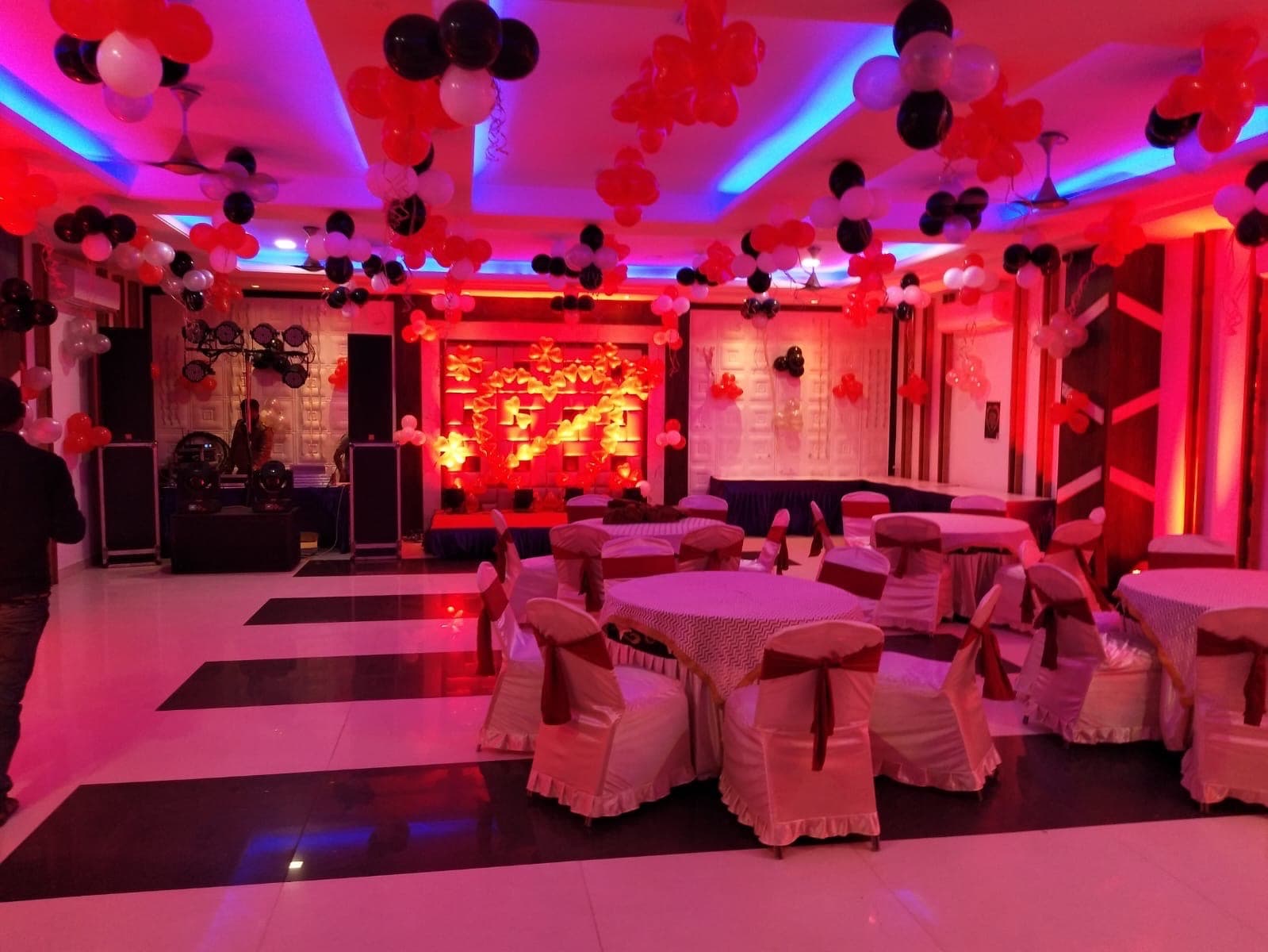 Agrawal Resturants & Banquets in Gokul Bypass, Mathura