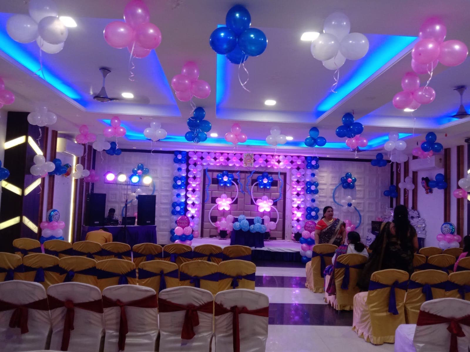 Agrawal Resturants & Banquets restaurant in Mathura photo 3