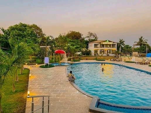 Sarvam Palace